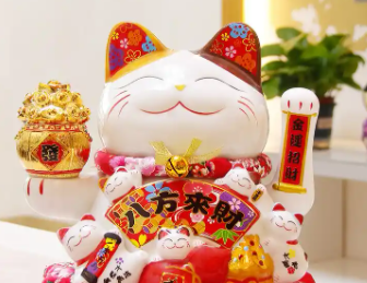 越南小猪存钱罐和中国招财猫有何区别 越南小猪存钱罐和中国招财猫的区别